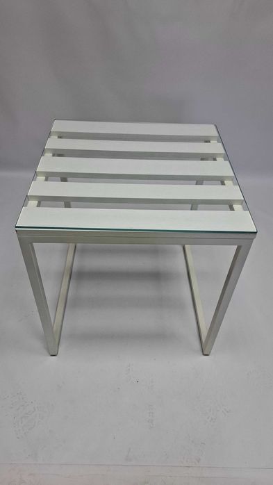 Stolik kuchenny 70x70 biały z szybą