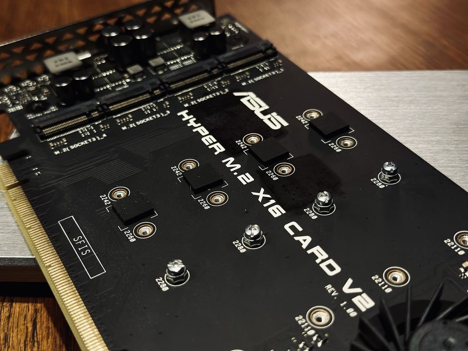 Asus Hyper M.2 X16 Card V2 4x nvme