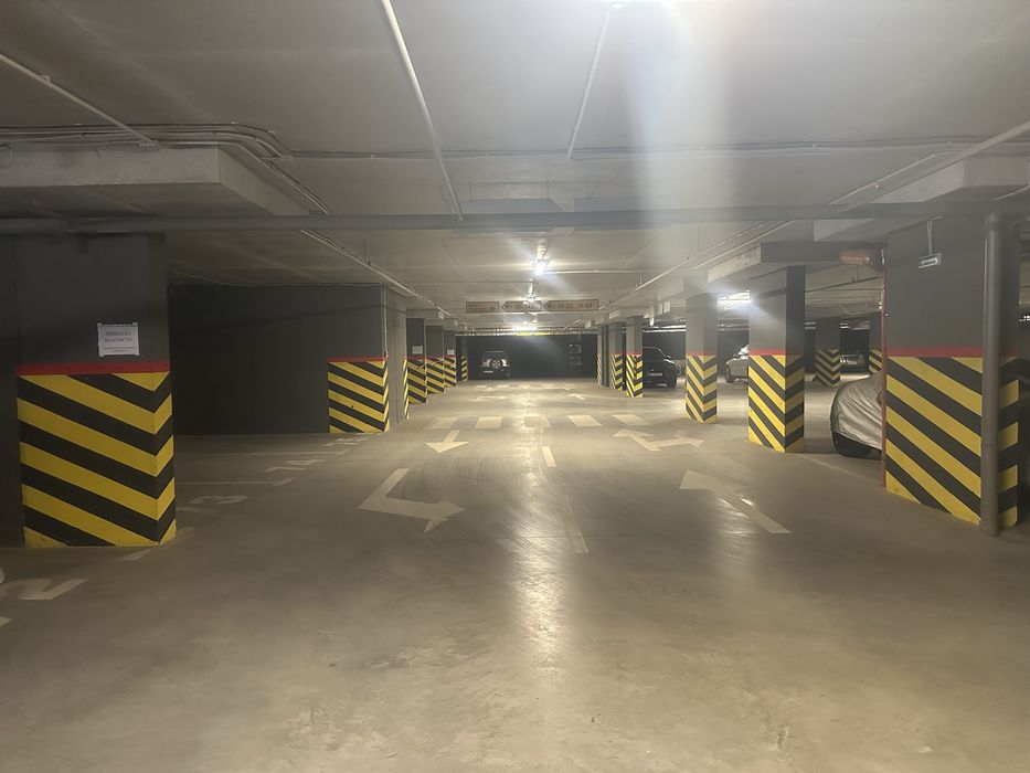 Оренда паркомісця ЖК Аурум Сіті (Auroom City), вул Пимоненка 7, Зелена