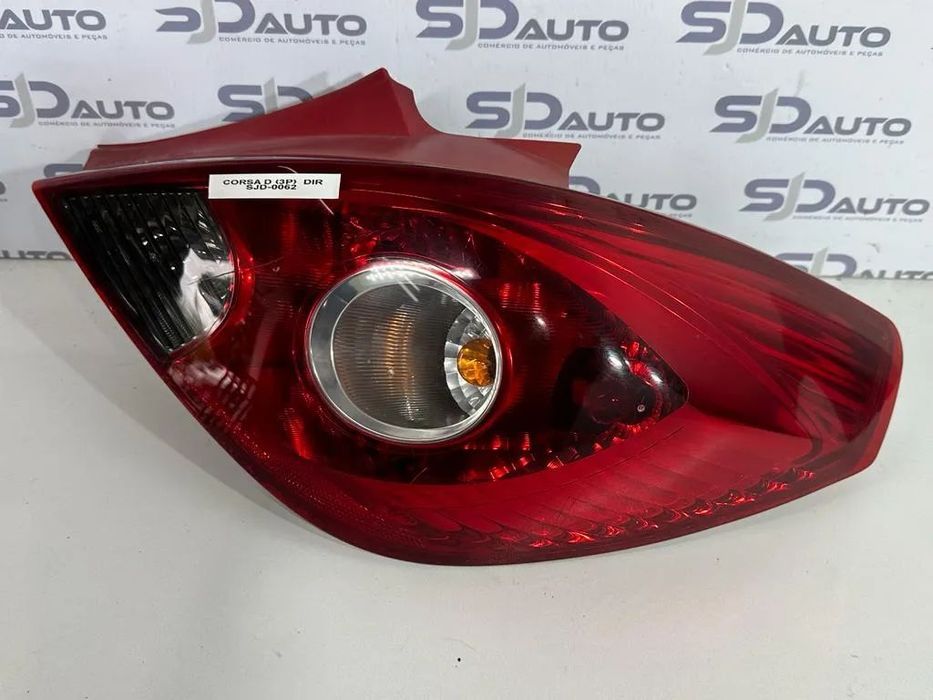 Farolim Direito - Opel Corsa D (3 Portas)