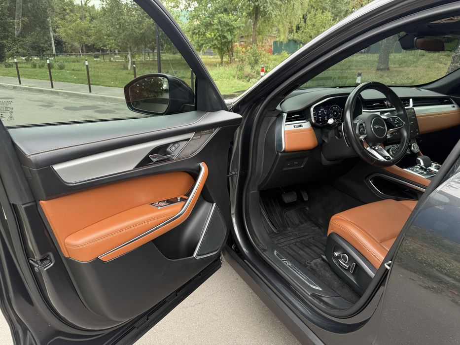 Jaguar F-Pace 2021 VIN SADCT2FU8MA668255 фото оголошення 8 з 24