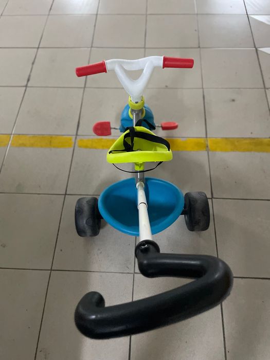 Triciclo de criança