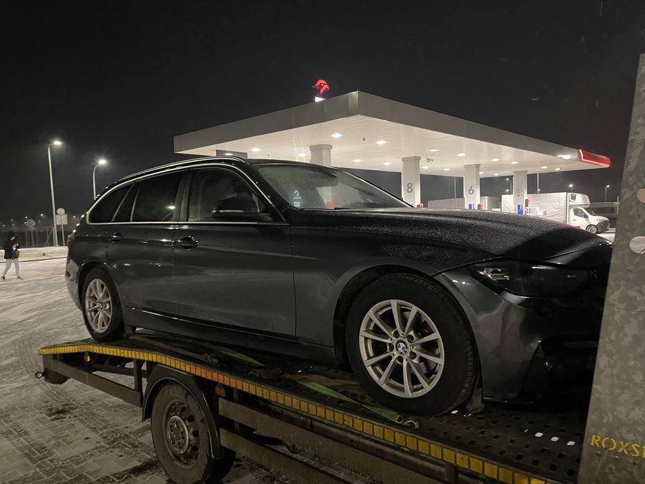 Pomoc drogowa Holowanie Transport osobowych i towarów Autolaweta
