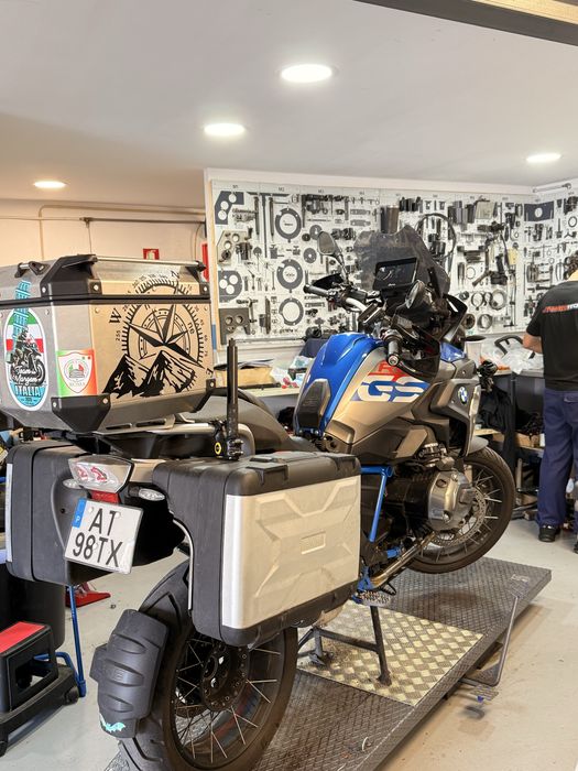 Bmw GS 1200R como nova
