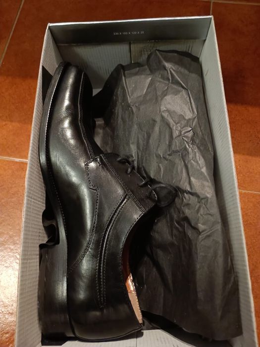 Sapatos formais homem