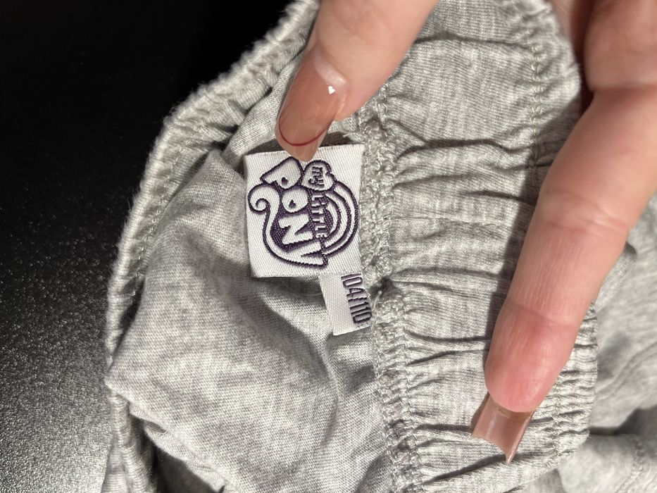 Spódniczka dziewczęca 104/110