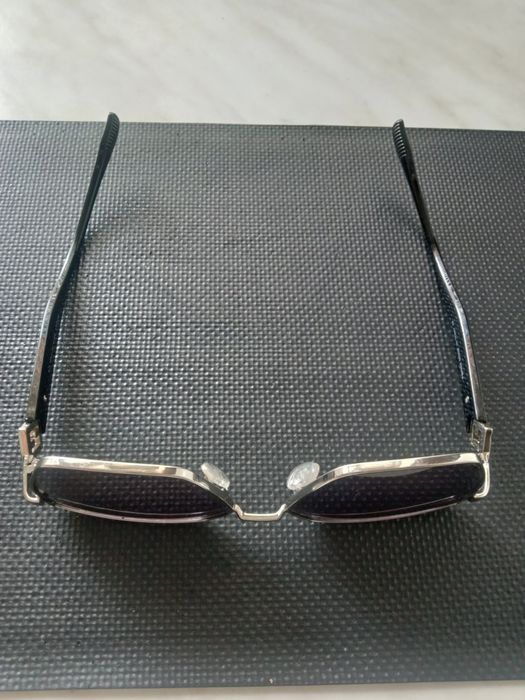 Солнцезащитные очки Fendi Diamonds