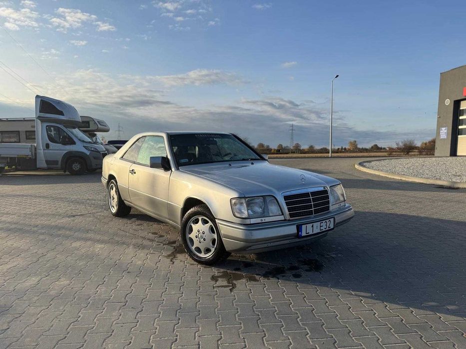 Mercedes W124 E320 Coupe