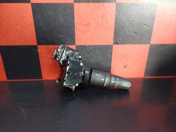 Conjunto / manetes de luzes e limpa vidros MITSUBISHI TRUCKS Canter