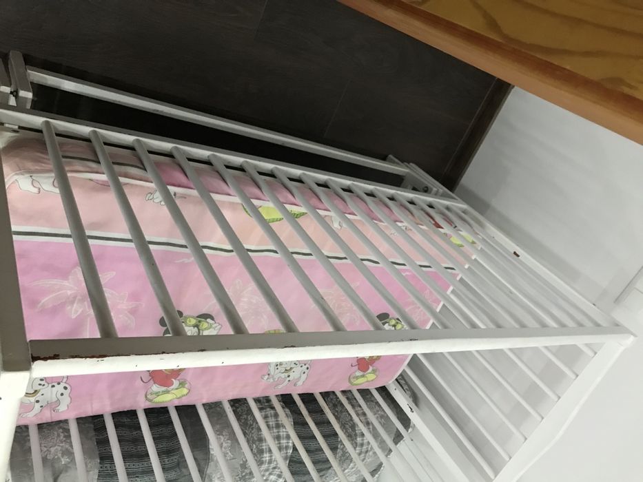 Ліжечко,колиска,матрас