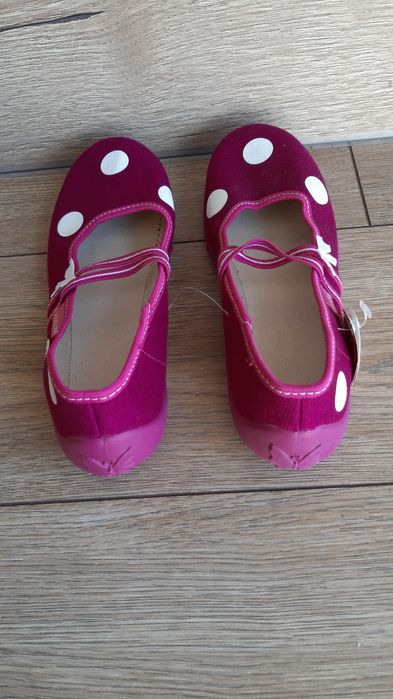 Nowe kapcie Viggami rozm 36 jak 34 długość wkładki ok 22