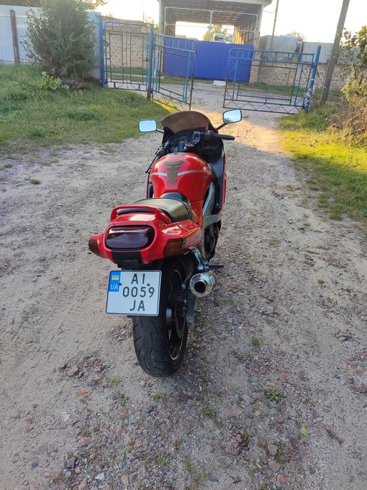 Кавасакі Kawasaki ZZR 400