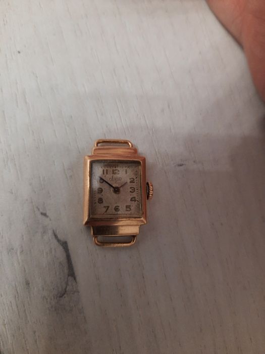 Złoty zegarek łucz z ZSRR pruba 585