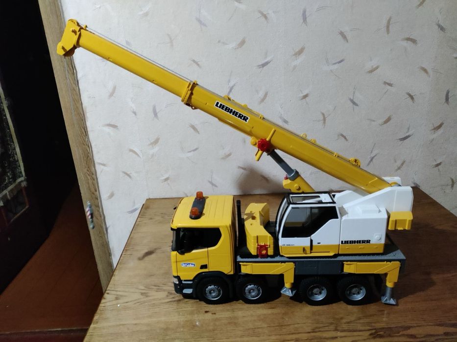 продам автокран брудер