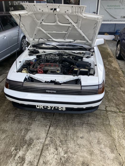 Touota celica twin cam 1989 c/toque frente esq