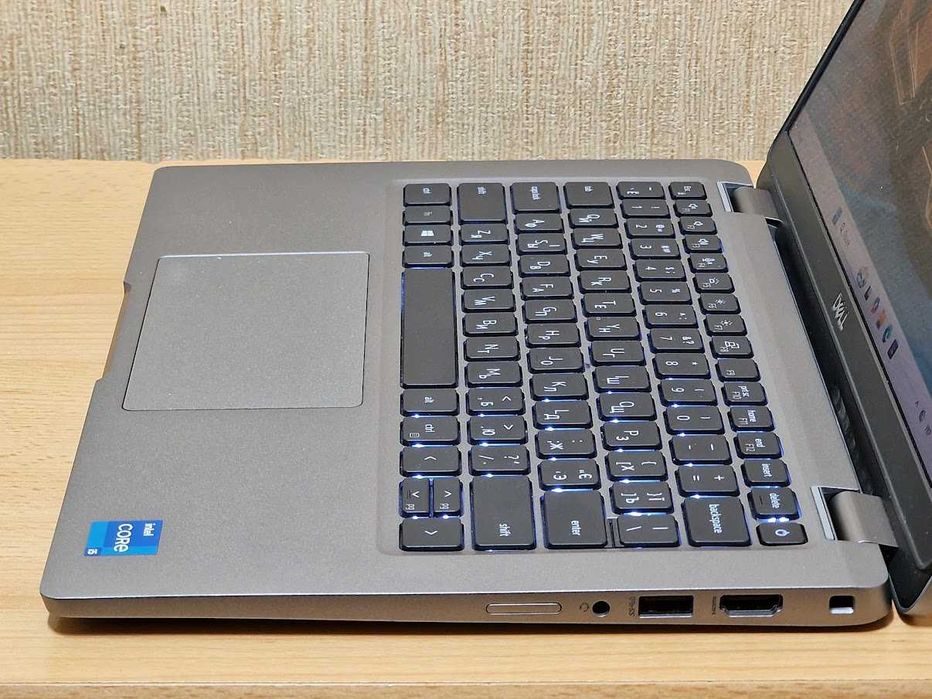 Сучасний ноутбук Dell Latitude 5330 Intel Core i7-1265U vPro RAM32Gb SSD512Gb 13.3" IPS (1920x1080)Full HD Батарея тримає 9 годин. В ідеальному стані.