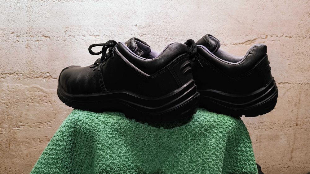 Buty robocze UVEX 2 ALLROUND S3 SRC r.43 skóra stan idealny