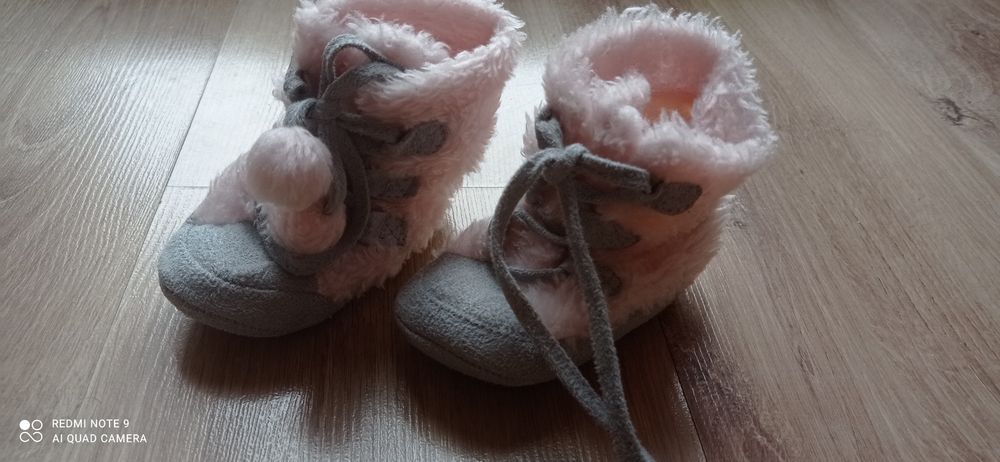 Buciki zimowe dla dziewczynki