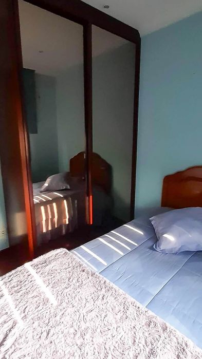 Quarto em apartamento