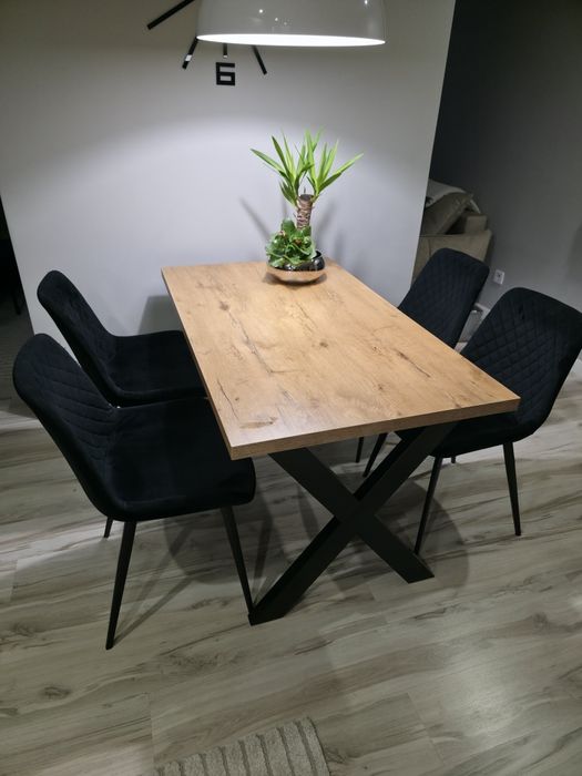 Stół do jadalni, kuchenny