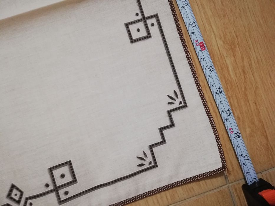 12 bases de mesa em tecido 40x40cm