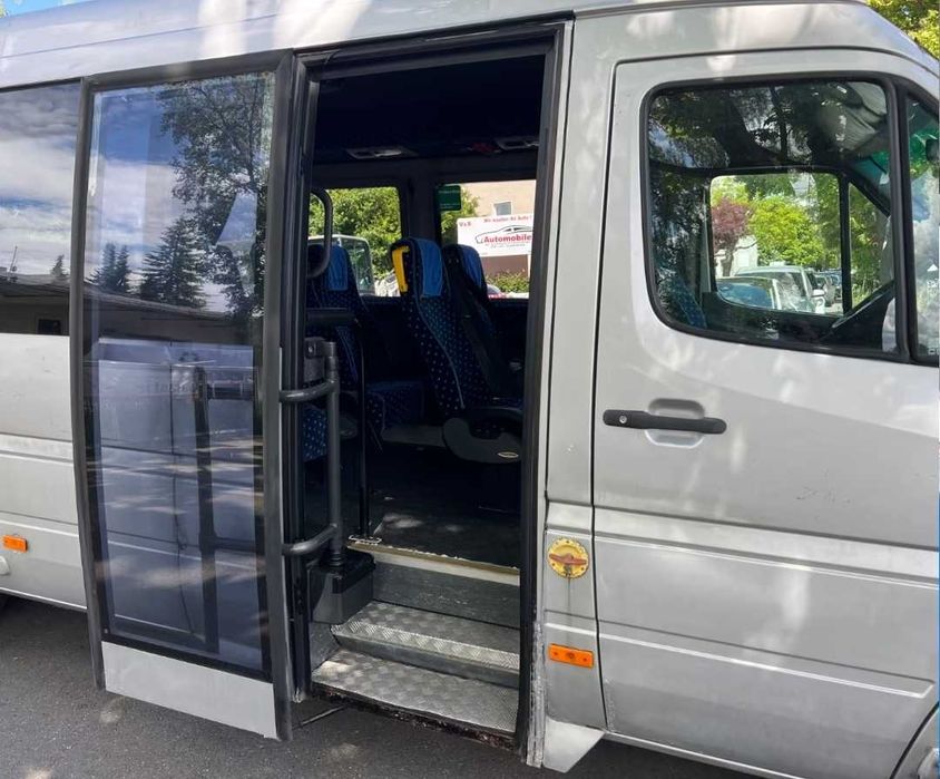 Mercedes Benz sprinter 416CDI 19місць