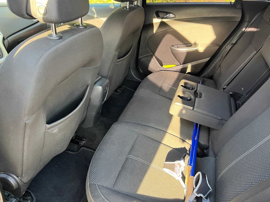 OPEL Astra J 1,6 180