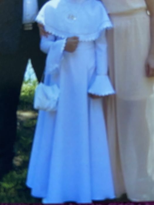 Alba dla dziewczynki szyta na zamówienie, piękne rękawki z żabotami