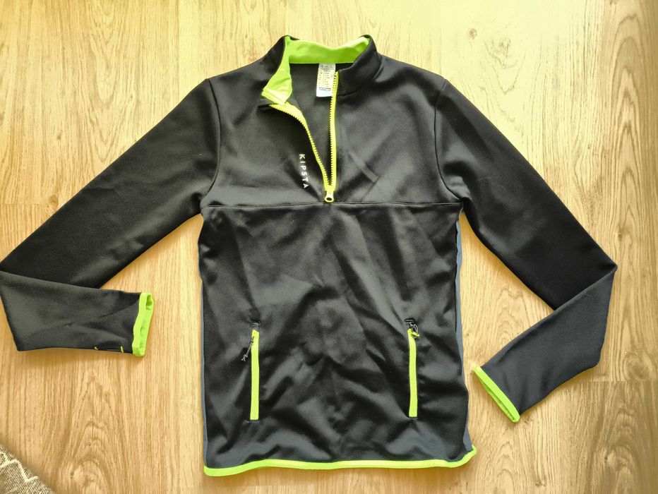 Czarna bluza Kipsta Decathlon, rozmiar 153-162