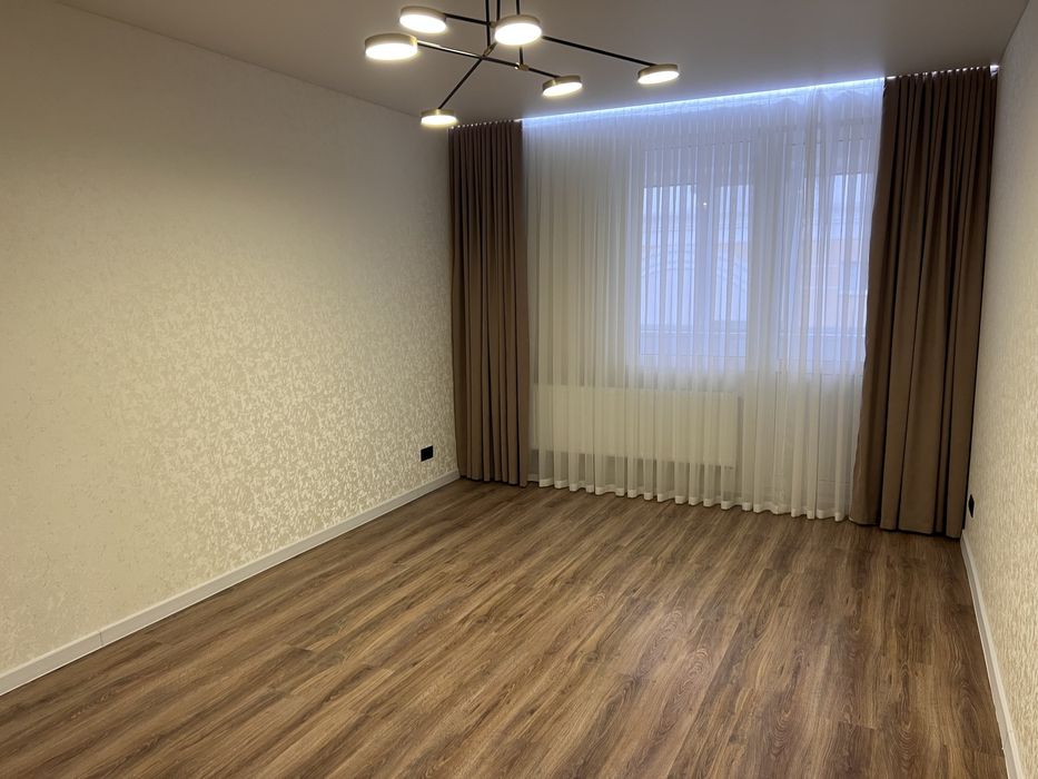 ВиплатиТАК! 2к з світлим новим ремонтом. Мінімальне оформ.42093