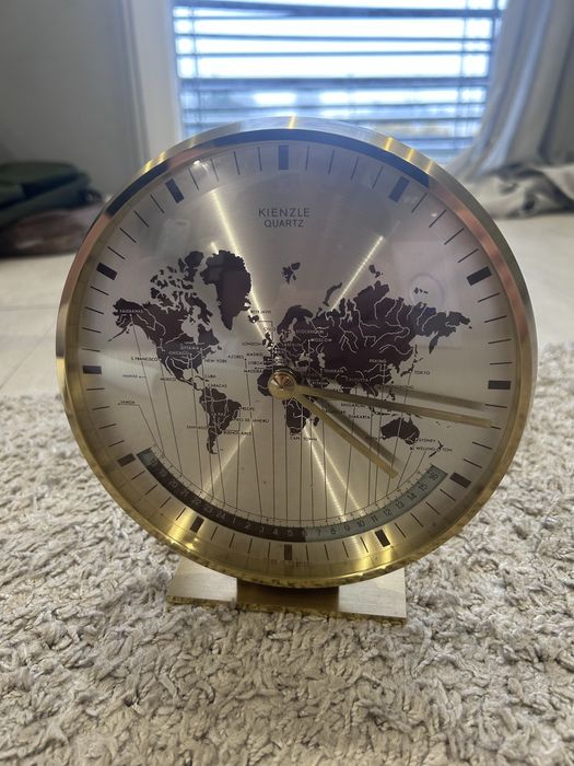 Zegar Kienzle Quartz model Weltzeituhr