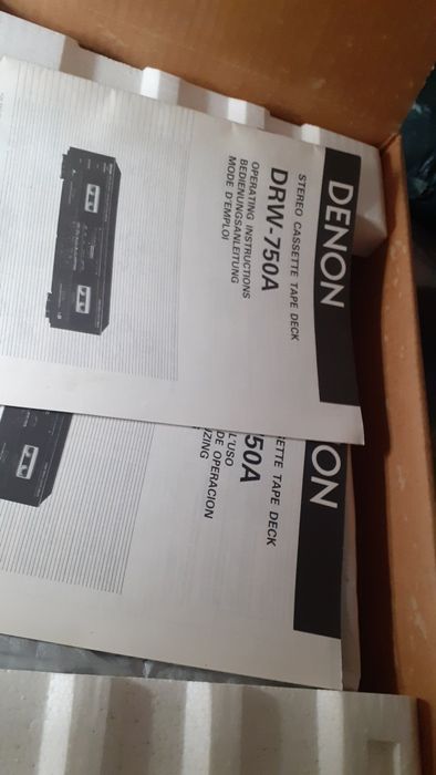 Dek duplo DENON.