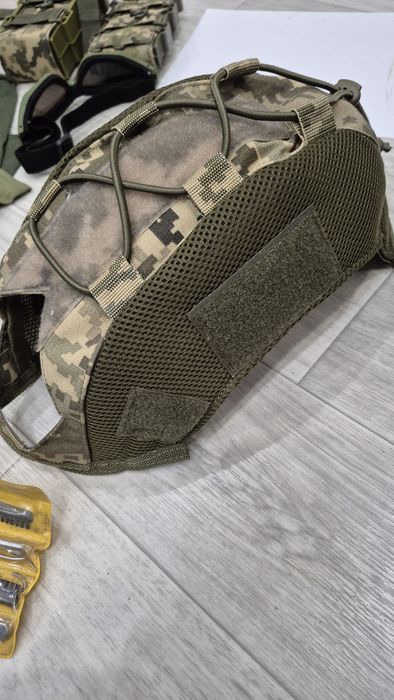 Кавер на каску , піксель