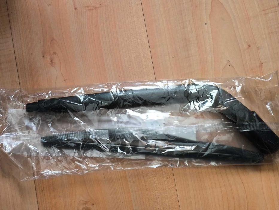 NOVO - Braço Haste limpa vidros traseiro + escova