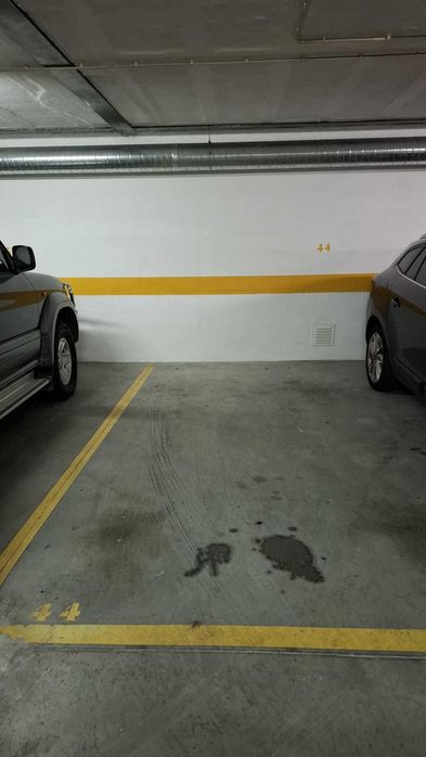Lugar de Garagem Estrela