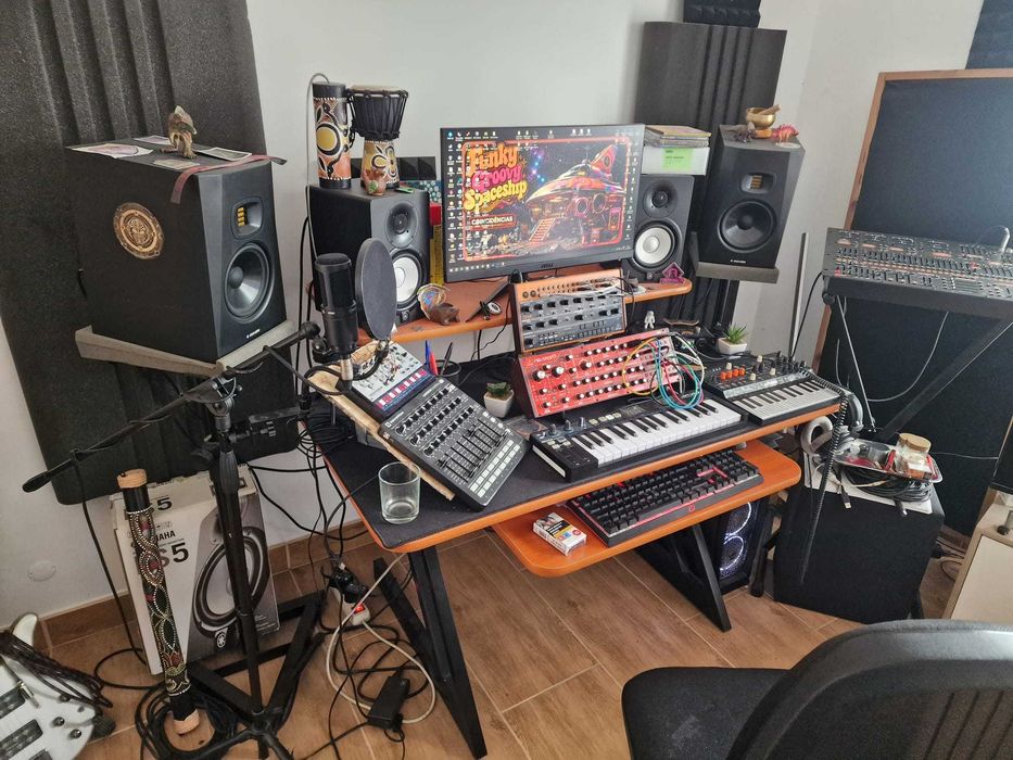 Scarlett 2i2 3rd Gen & Akai MPK mini professional