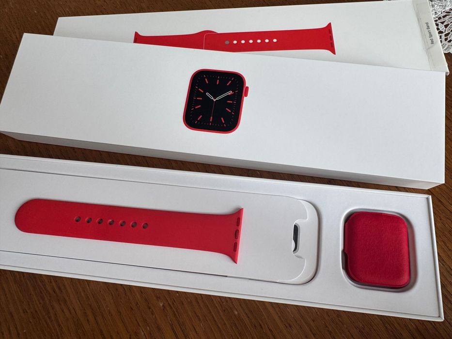 Смарт годинник Apple Watch Series 6 40mm (PRODUCT)RED