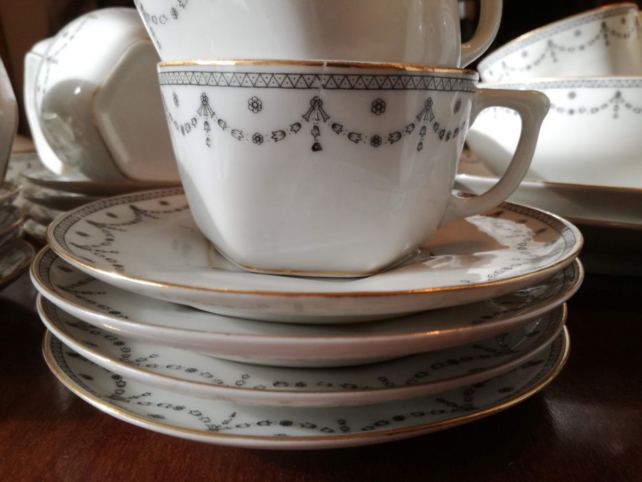 Tea Set (Centenary)64552379613698125