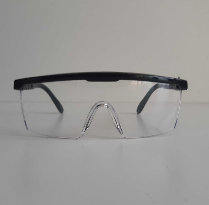Óculos de Protecção Novos Pretos Transparentes Qualidade Adulto