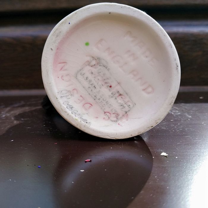 Stary kufel figuralny Anglia