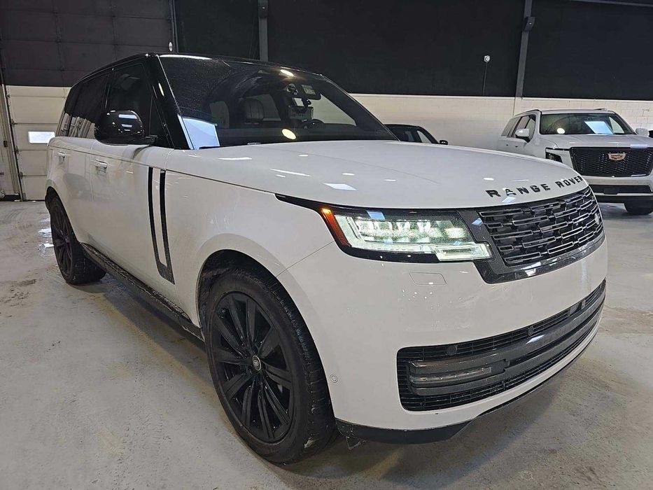 2025 Land Rover Range Rover Plug-In Hybrid SE