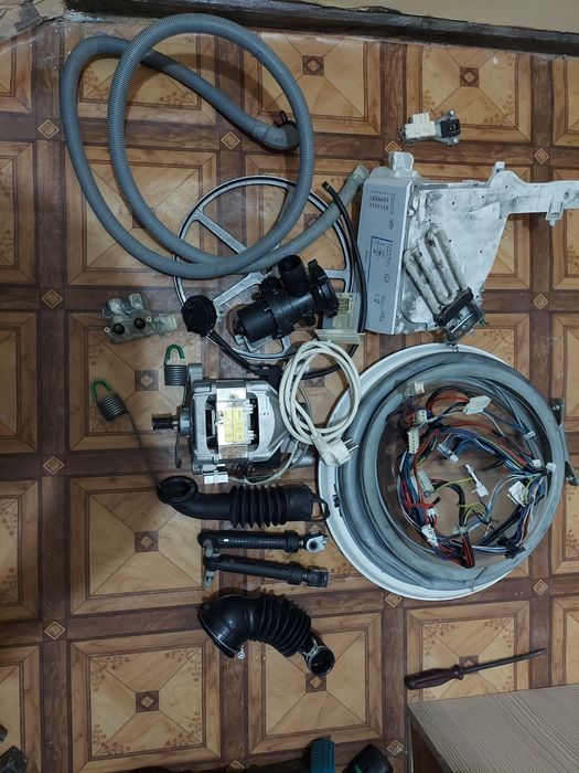 Стиральная машина Indesit wisl85