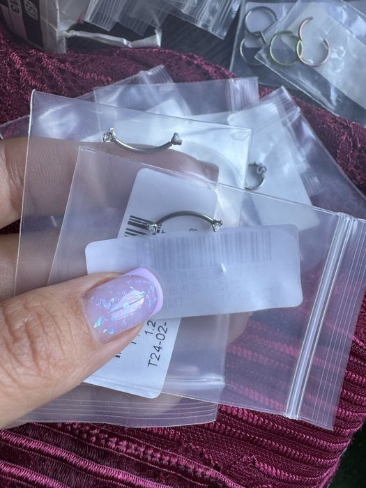 Пірсінг в ніс, губу, соски