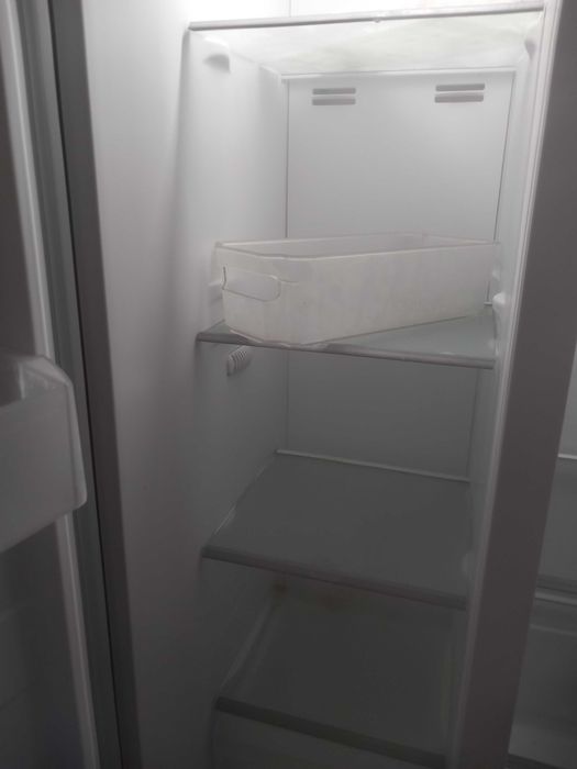 Frigorífico semi novo