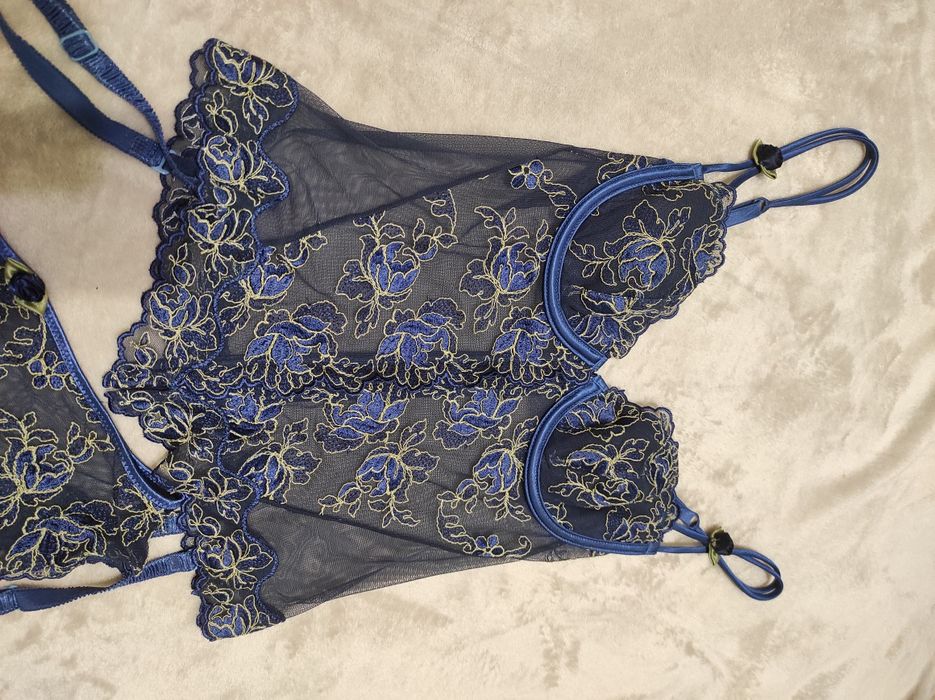 Комплект нижньої білизни L розмір  італійська якість