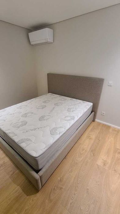 Cama de casal 1,60*2,00