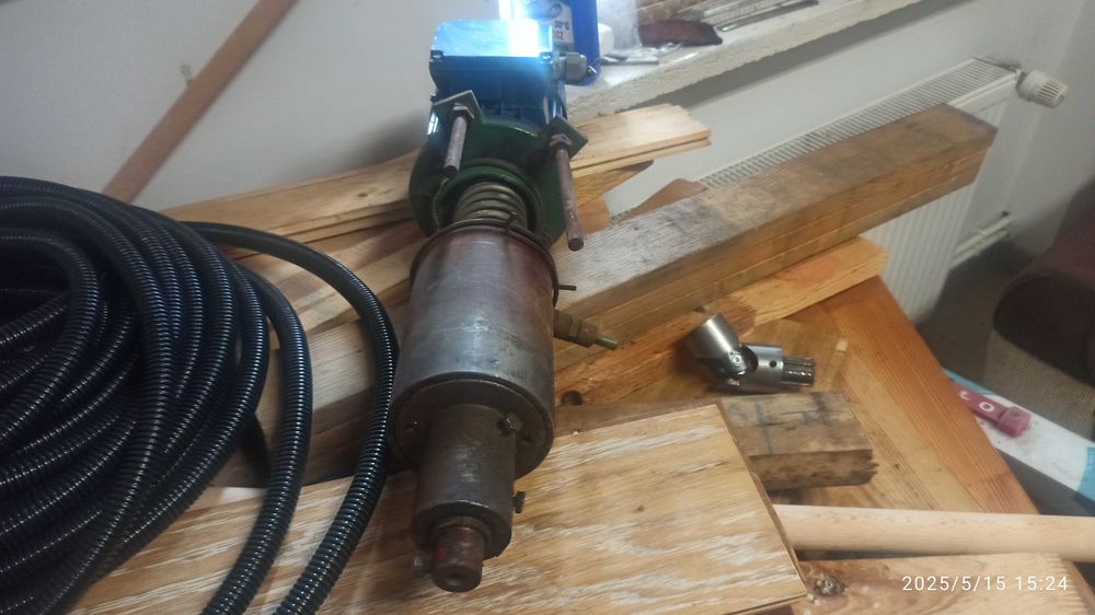 jednostka wiercąca do maszyn stolarskich z silnikiem