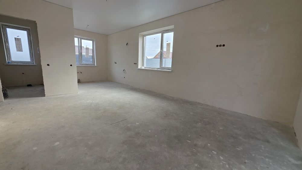 Будинок 90 кв.м. на  5 сотках , р н вулиці  Коцюбинського