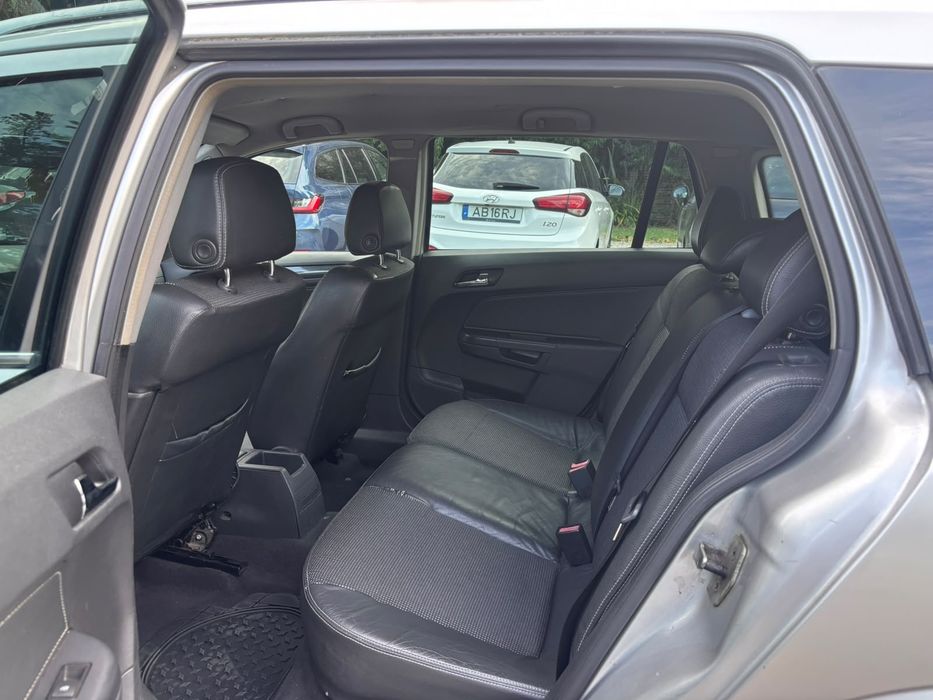 Opel Astra — fotografia 7