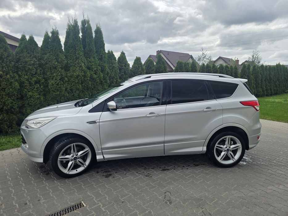 Samochod  Ford Kuga